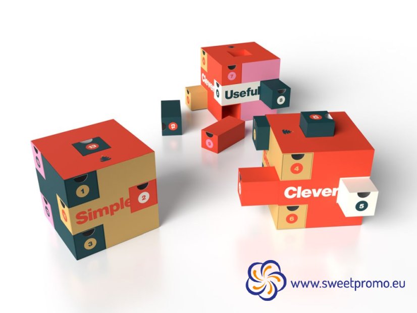 Kalendář dárkový box s vlastním potiskem - 13 šuplíků bez náplně - Varianta B. Vlastní náplň a vlastní plnobarevný potisk. Reklamní kalendář připravený pro vlastní potisk i naplnění produkty – ideální pro firemní dárky a marketingové kampaně.
