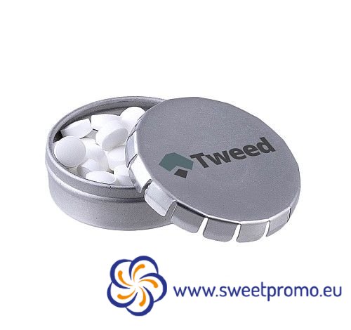 Candy in clic clac box