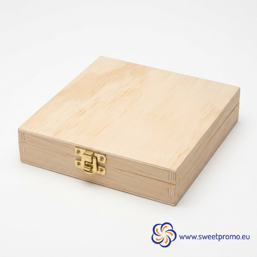 Salami Cigar Snacks in a Premium Wooden Gift Box - Amount in package: 50pcs