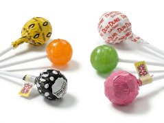 Round fruit lollipops 12.5g with custom printing, suitable as a promotional gift for children.