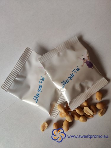Salted nuts in a 12g bag - Amount in package: 500pcs