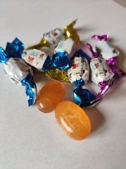 Fruity candy with a colorful borders