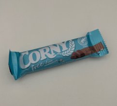 Corny cereální tyčinka v krabičce s potiskem
